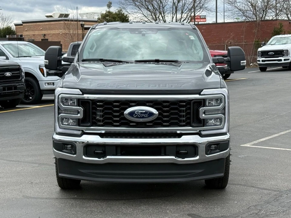 2026 Ford Super Duty 5th Gen - Image 10 of 12