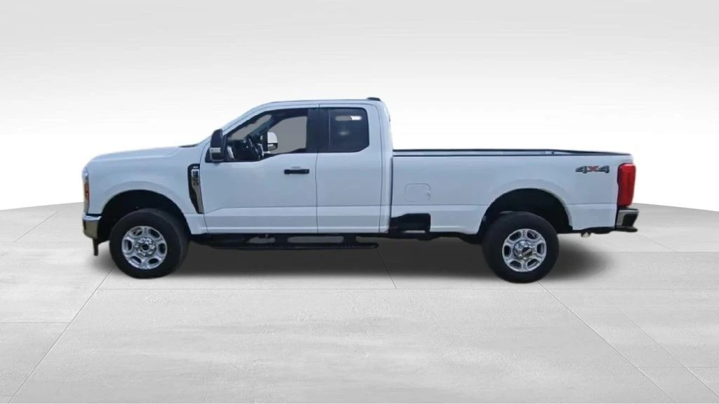 2026 Ford Super Duty 5th Gen - Image 5 of 21