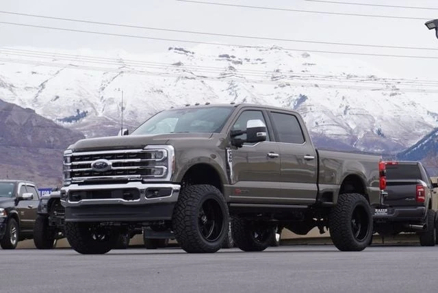 2026 Ford Super Duty 5th Gen - Image 2 of 21