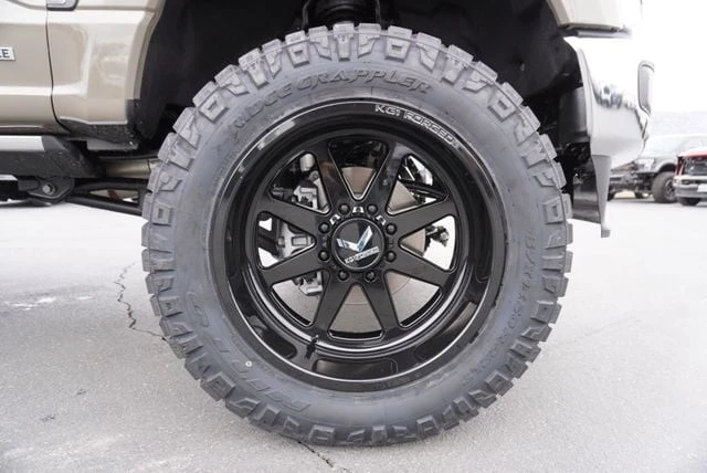 2026 Ford Super Duty 5th Gen - Image 18 of 21