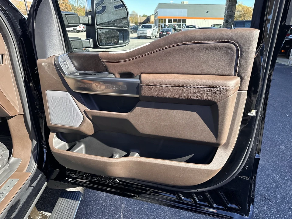 2026 Ford Super Duty 5th Gen - Image 14 of 21