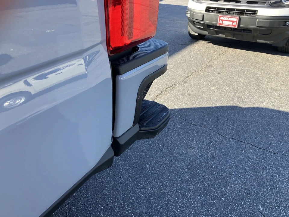 2026 Ford Super Duty 5th Gen - Image 17 of 21