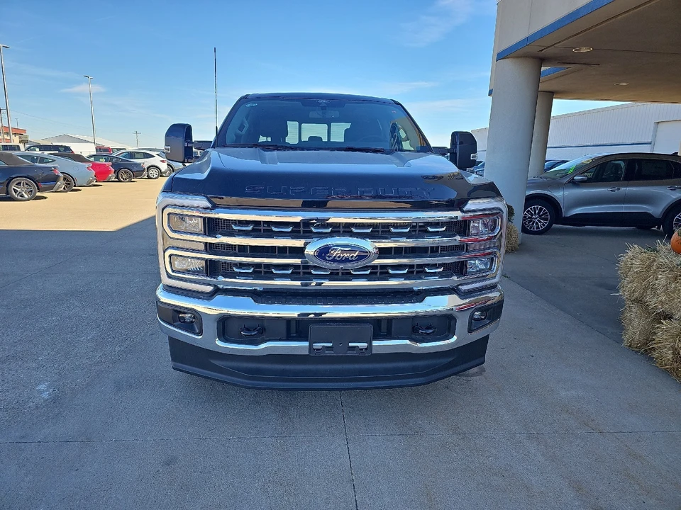 2026 Ford Super Duty 5th Gen - Image 3 of 21