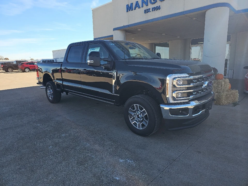 2026 Ford Super Duty 5th Gen - Image 2 of 21
