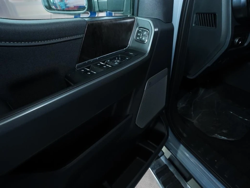 2026 Ford Super Duty 5th Gen - Image 10 of 12