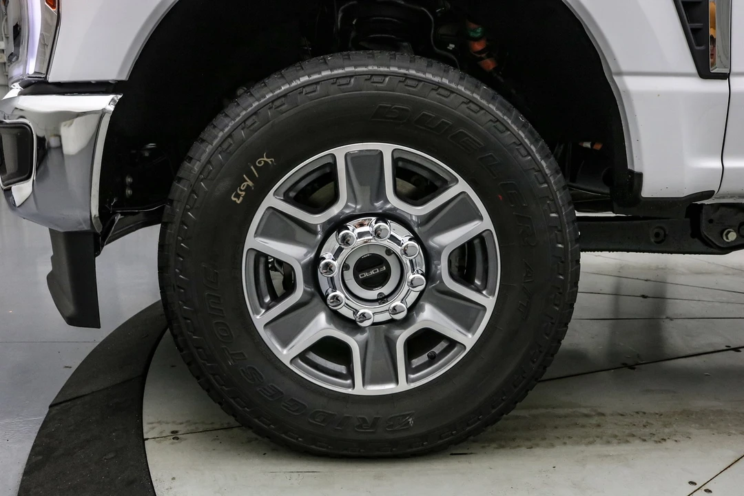 2026 Ford Super Duty 5th Gen - Image 12 of 21