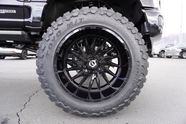 2026 Ford Super Duty 5th Gen - Image 17 of 21