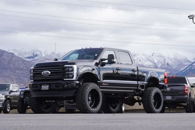 2026 Ford Super Duty 5th Gen - Image 2 of 21