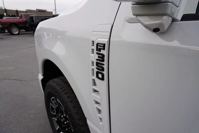 2026 Ford Super Duty 5th Gen - Image 19 of 21