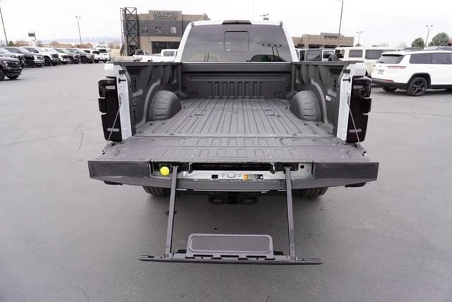 2026 Ford Super Duty 5th Gen - Image 11 of 21