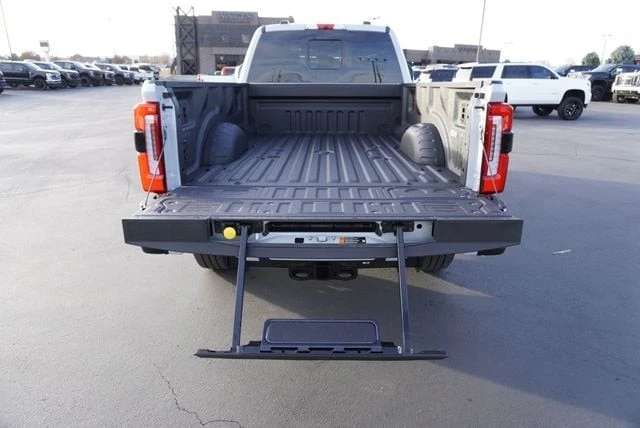 2026 Ford Super Duty 5th Gen - Image 11 of 21