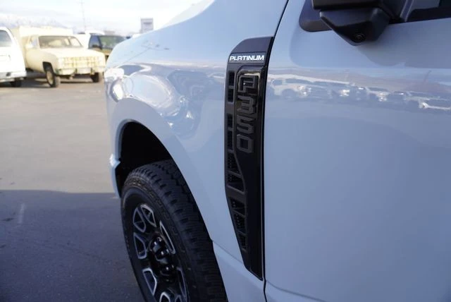 2026 Ford Super Duty 5th Gen - Image 19 of 21