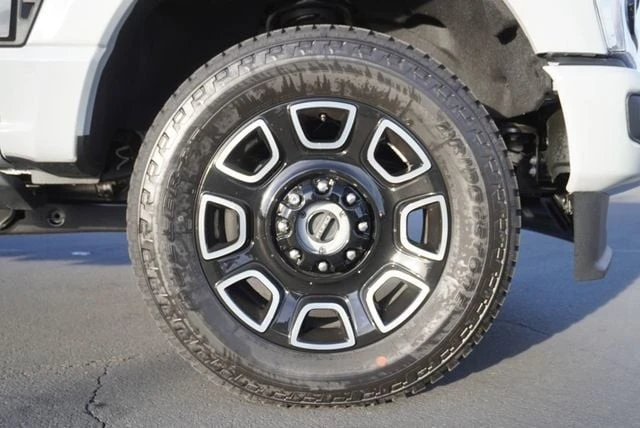 2026 Ford Super Duty 5th Gen - Image 17 of 21