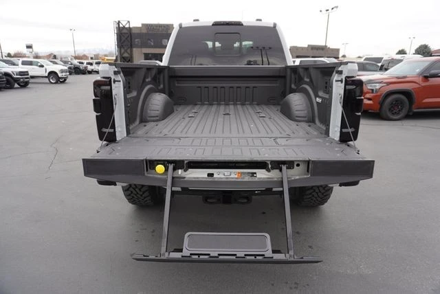 2026 Ford Super Duty 5th Gen - Image 11 of 21