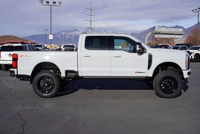 2026 Ford Super Duty 5th Gen - Image 14 of 21