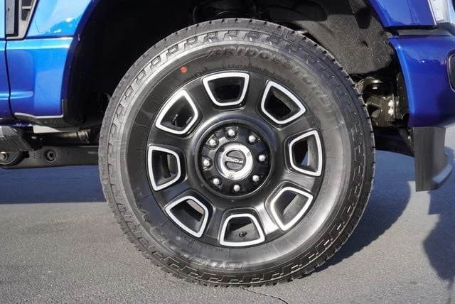 2026 Ford Super Duty 5th Gen - Image 17 of 21