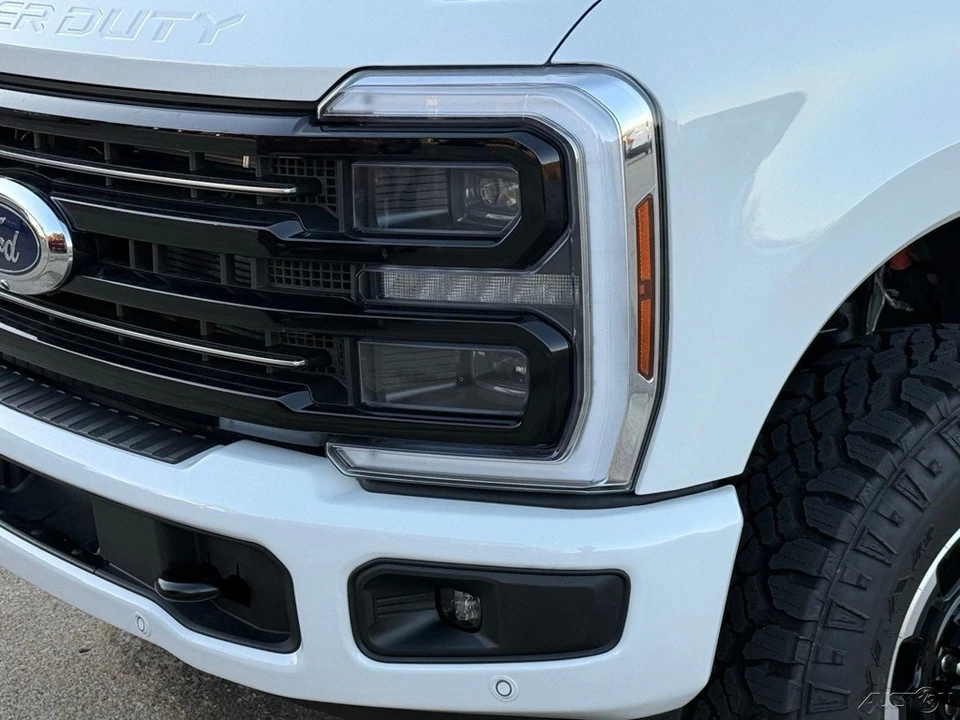 2026 Ford Super Duty 5th Gen - Image 11 of 12