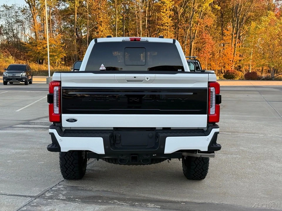 2026 Ford Super Duty 5th Gen - Image 5 of 12