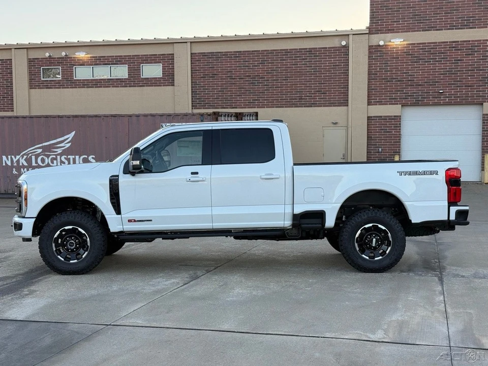 2026 Ford Super Duty 5th Gen - Image 2 of 12