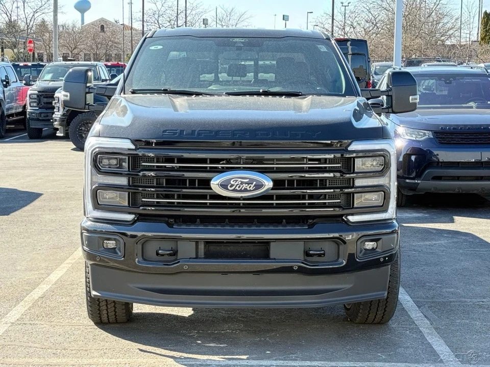 2026 Ford Super Duty 5th Gen - Image 9 of 12