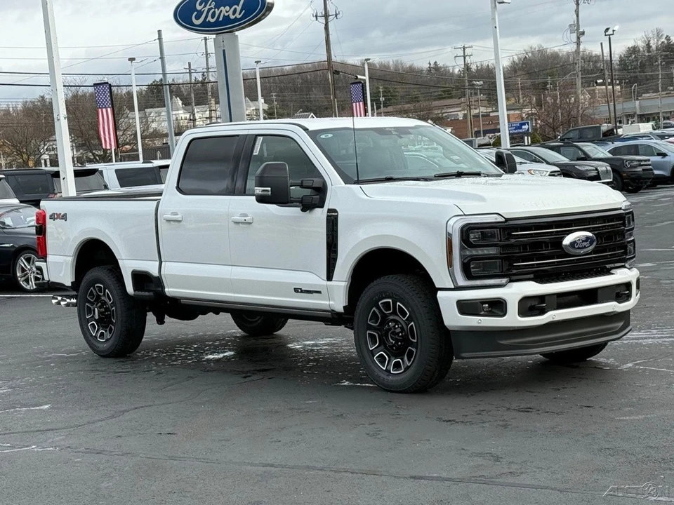 2026 Ford Super Duty 5th Gen - Image 9 of 12