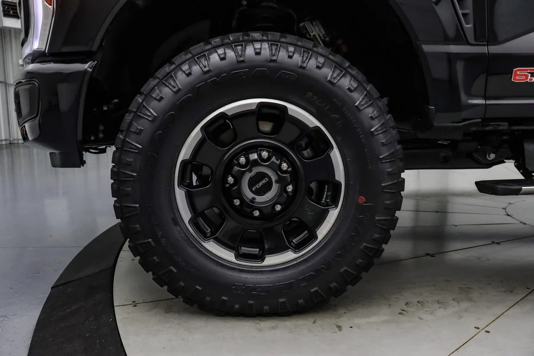 2026 Ford Super Duty 5th Gen - Image 12 of 21