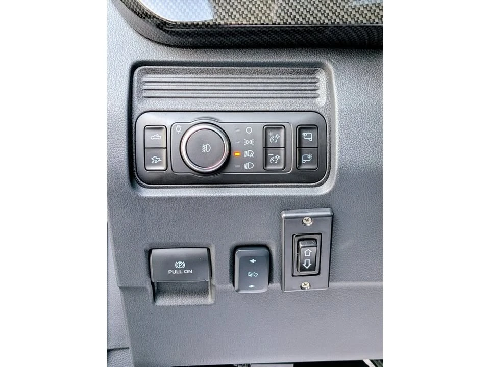 2026 Ford Super Duty 5th Gen - Image 12 of 14