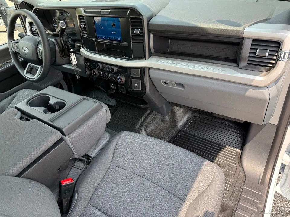 2026 Ford Super Duty 5th Gen - Image 14 of 21
