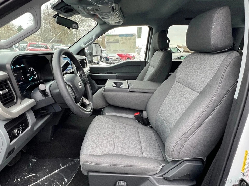 2026 Ford Super Duty 5th Gen - Image 11 of 12