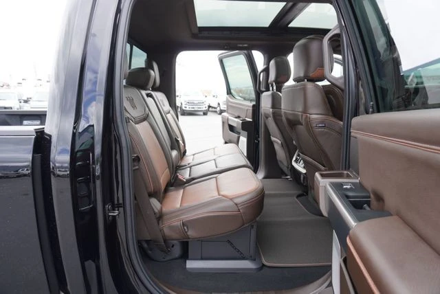 2026 Ford Super Duty 5th Gen - Image 26 of 31