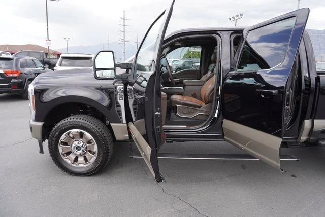 2026 Ford Super Duty 5th Gen - Image 24 of 31