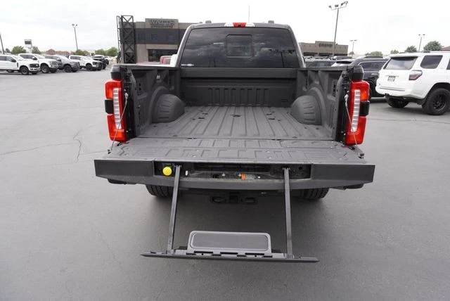 2026 Ford Super Duty 5th Gen - Image 11 of 31