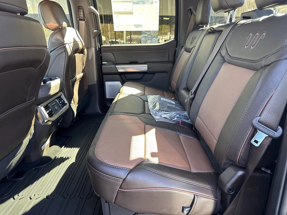 2026 Ford Super Duty - Image 13 of 31