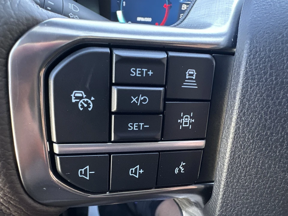 2026 Ford Super Duty - Image 22 of 31