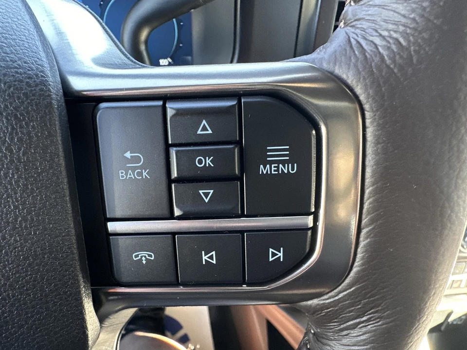 2026 Ford Super Duty - Image 23 of 31