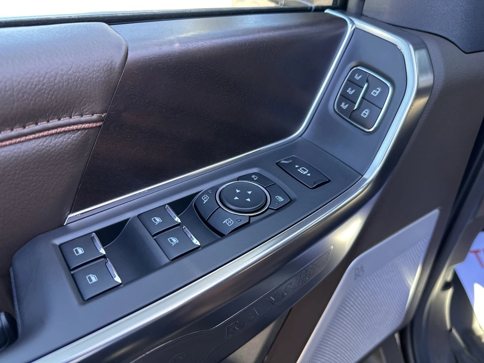 2026 Ford Super Duty 5th Gen - Image 18 of 21