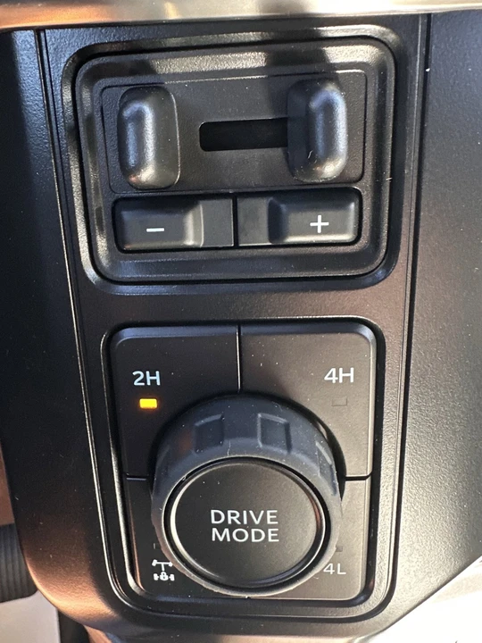 2026 Ford Super Duty - Image 20 of 31