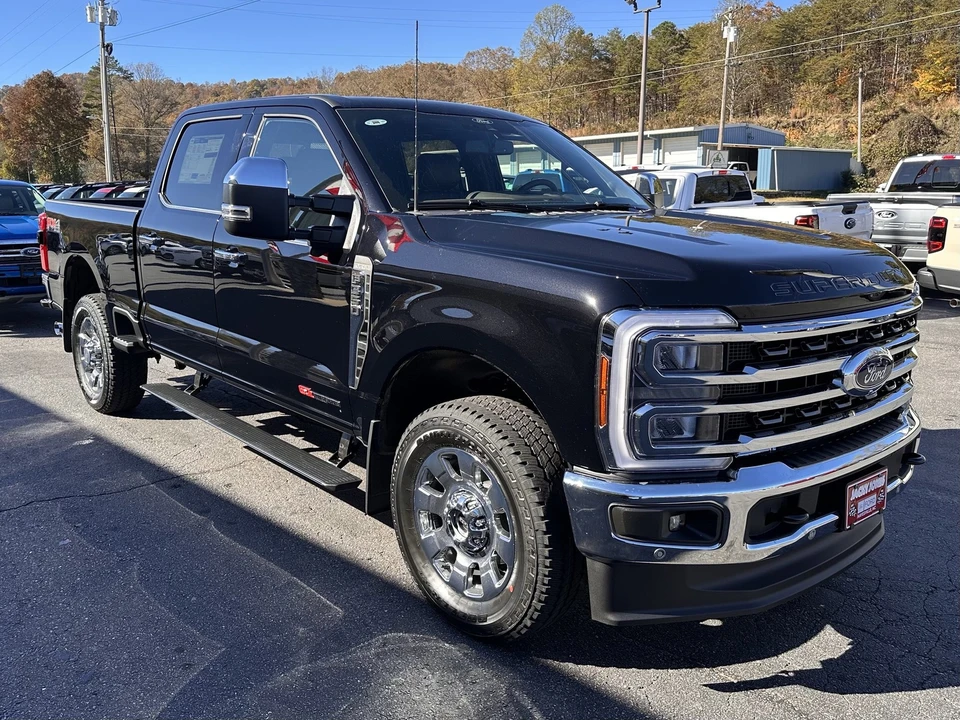 2026 Ford Super Duty - Image 4 of 31