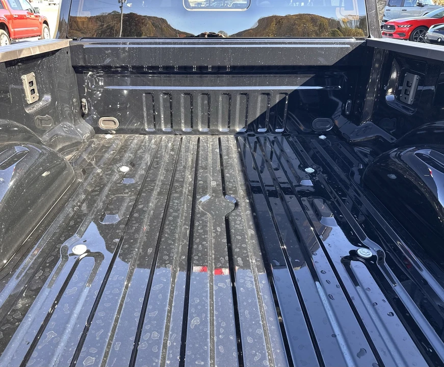 2026 Ford Super Duty - Image 9 of 31