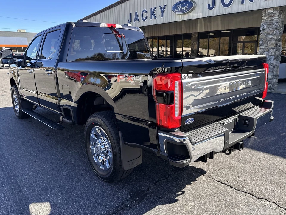 2026 Ford Super Duty - Image 8 of 31