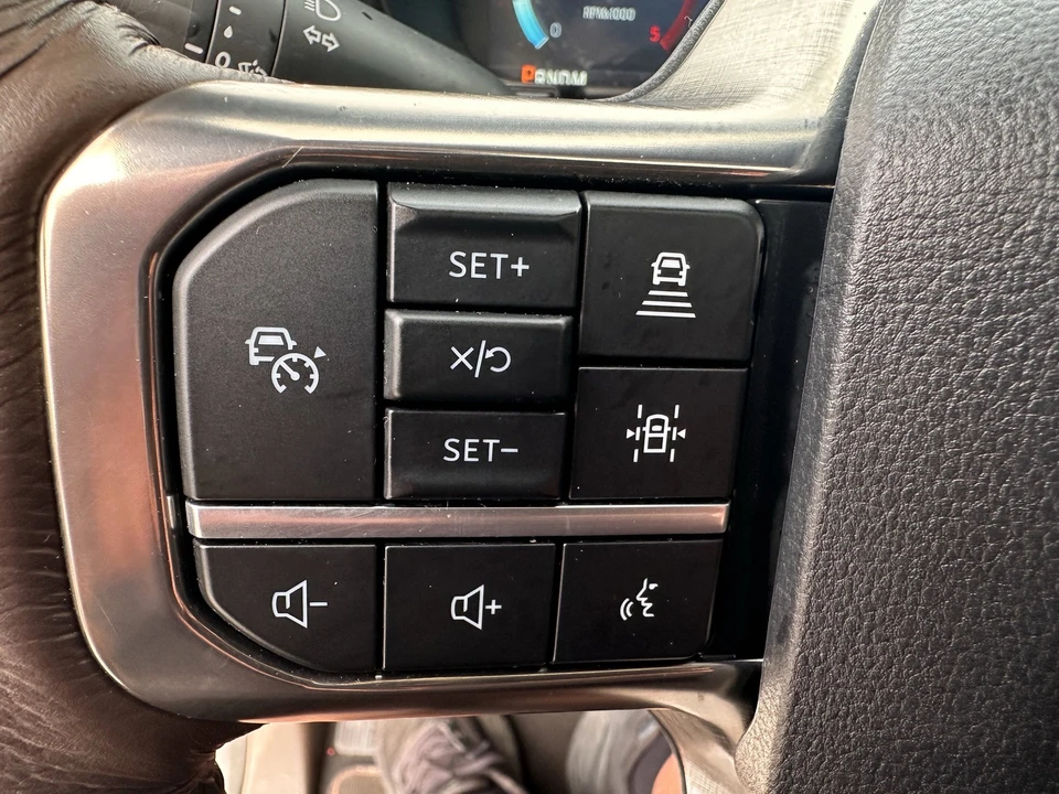 2026 Ford Super Duty 5th Gen - Image 24 of 31