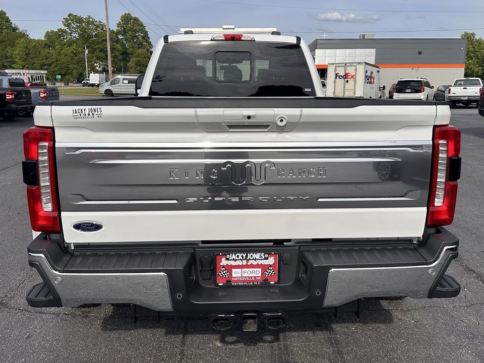 2026 Ford Super Duty 5th Gen - Image 7 of 31