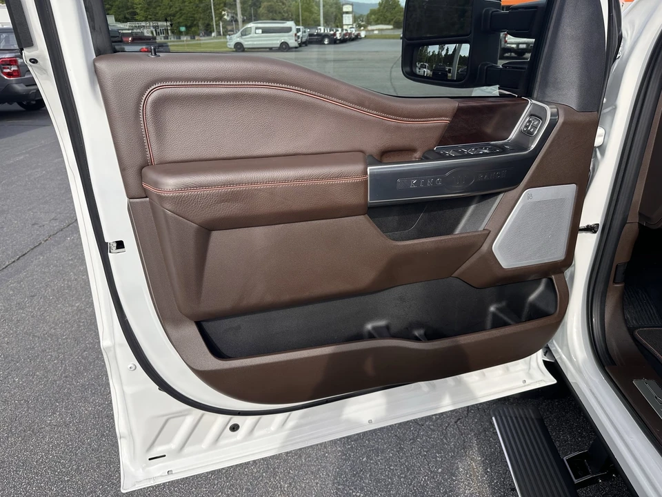 2026 Ford Super Duty 5th Gen - Image 10 of 31