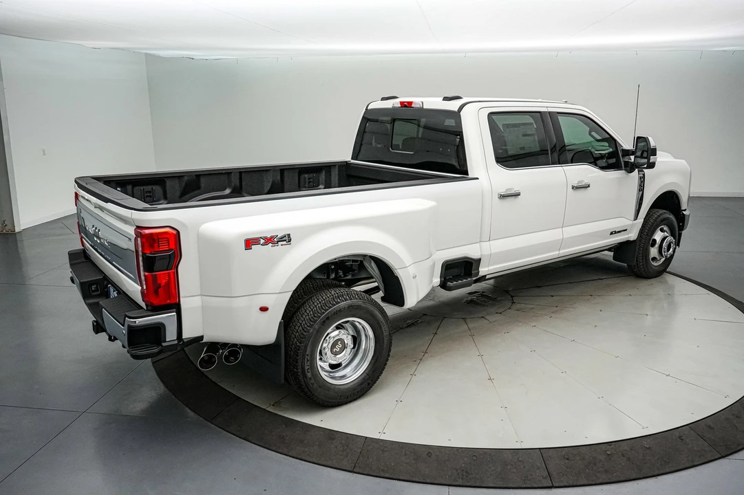 2026 Ford Super Duty 5th Gen - Image 5 of 21