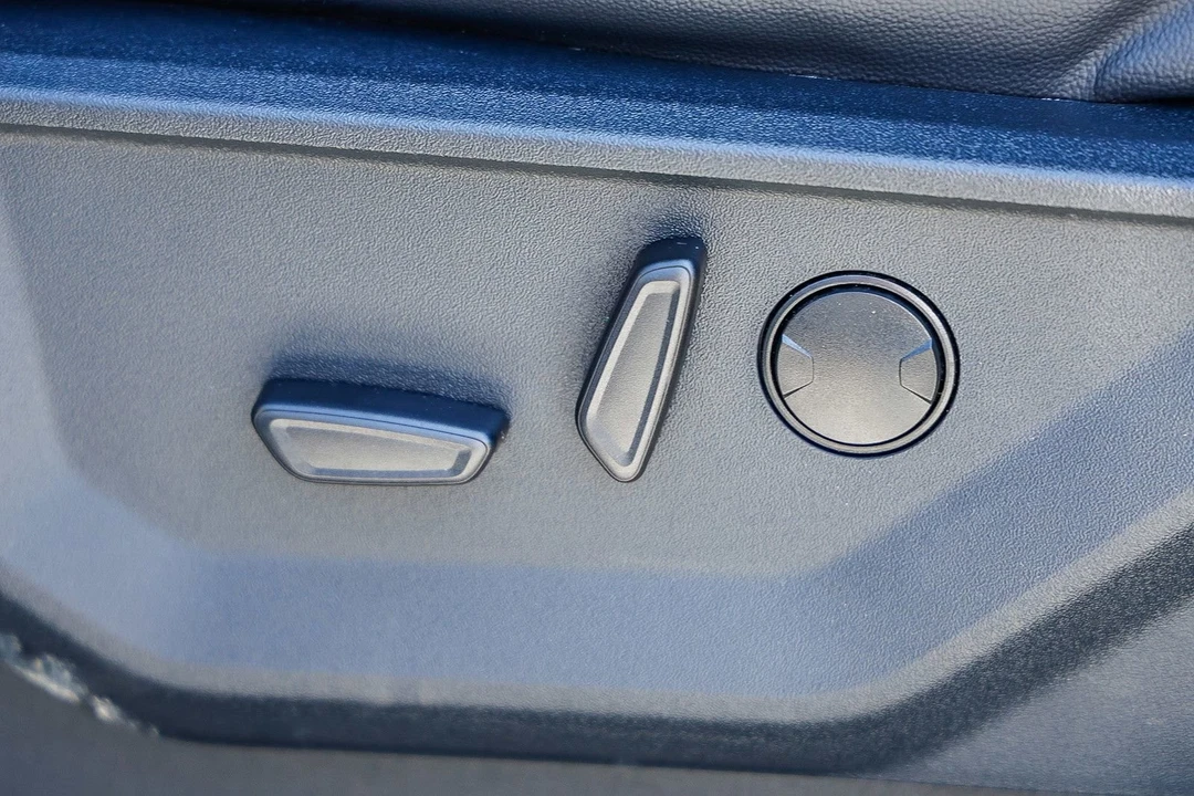 2026 Ford Super Duty 5th Gen - Image 21 of 31