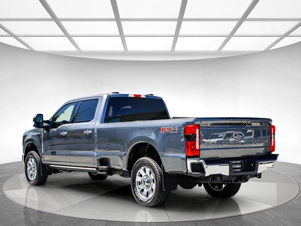 2026 Ford Super Duty 5th Gen - Image 2 of 31