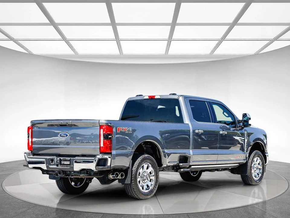 2026 Ford Super Duty 5th Gen - Image 4 of 31