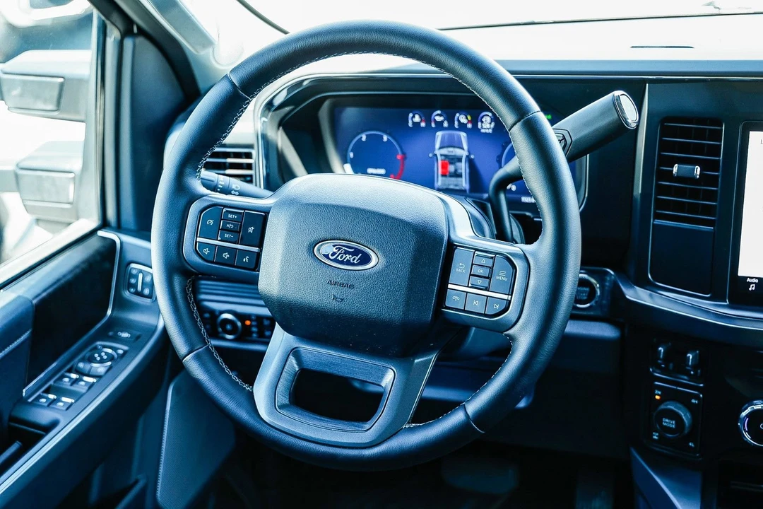 2026 Ford Super Duty 5th Gen - Image 13 of 31