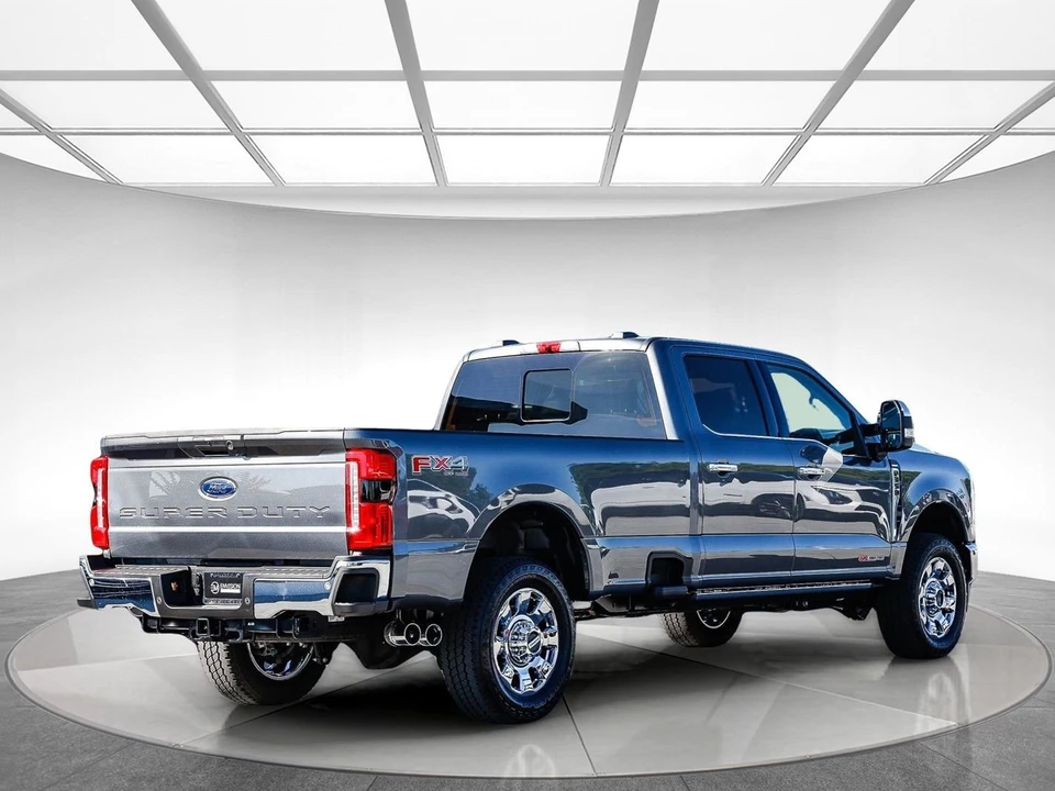 2026 Ford Super Duty 5th Gen - Image 4 of 31