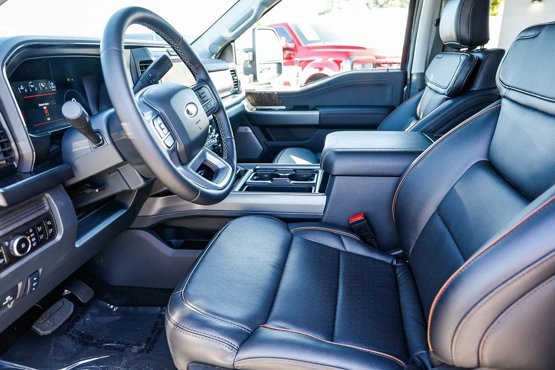 2026 Ford Super Duty 5th Gen - Image 18 of 31